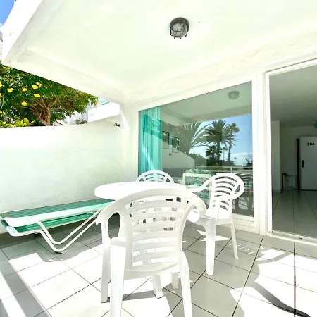 One Bedroom With Pool View In Playa Del Aguila, *